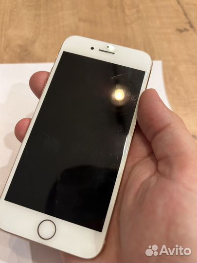 iPhone 8 64 gb gold