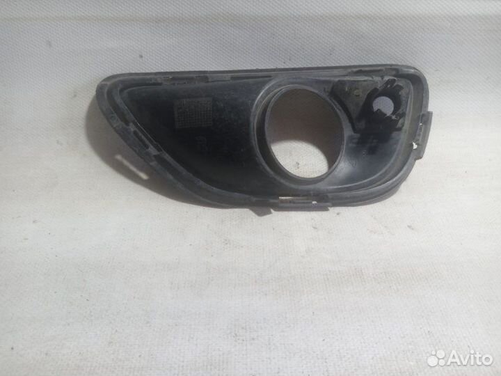 Накладка на туманку передняя правая Porsche