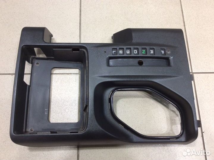 Консоль Mitsubishi Pajero V6.V7 2000-2006