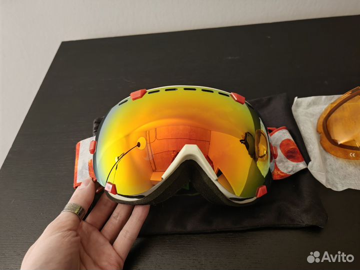 Горнолыжная маска Out of