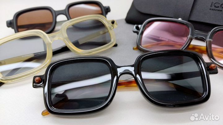 Солнцезащитные очки Iconiq Retro черные / 058