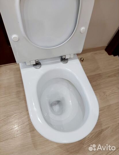 Унитазы и бачки бу