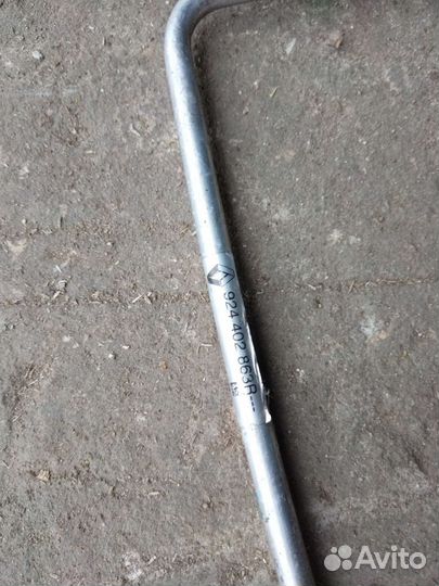 Трубка кондиционера Renault Duster 2.0 F4R 2014г