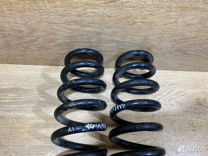 Комплект задних пружин BMW 1 E87