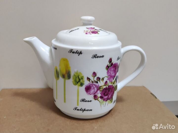 Чайник заварочный фарфоровый