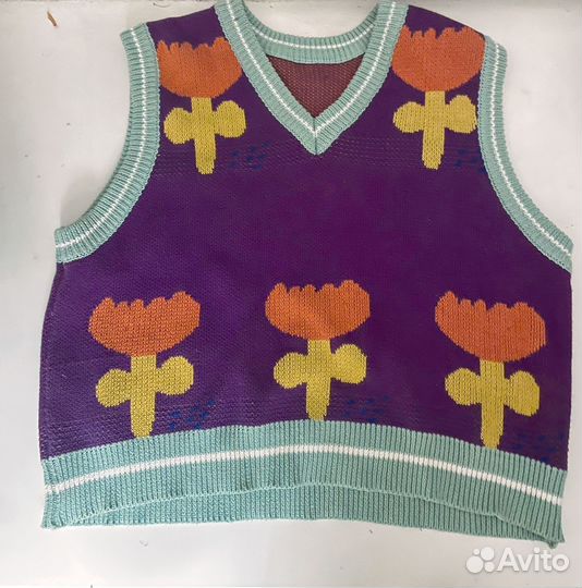 Жилетка с цветочками