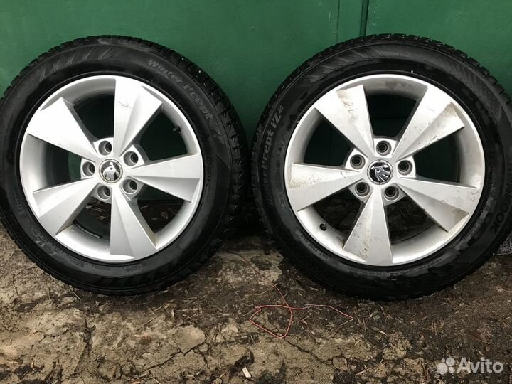Колеса R16 Skoda Velorum 5/112, et46, hankook