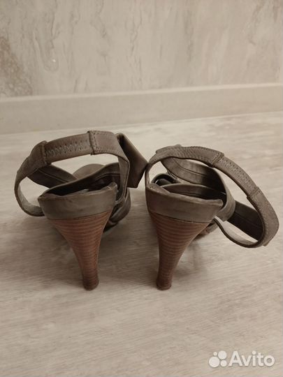 Сандали