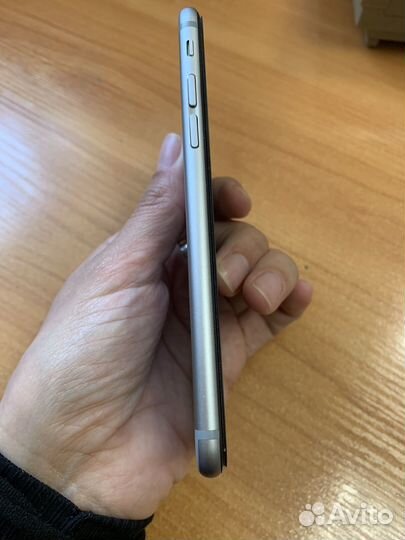 iPhone 6, 16 ГБ