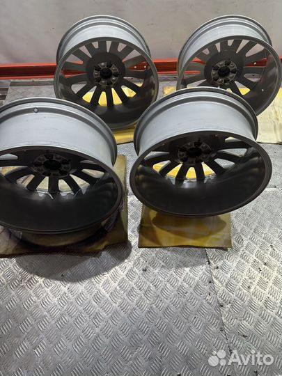 Оригинальные диски Range Rover Vogue