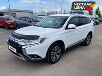 Mitsubishi Outlander 2.0 CVT, 2019, 150 000 км, с пробегом, цена 2 130 000 руб.