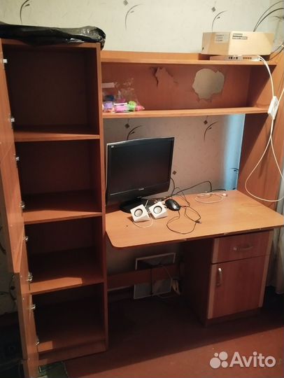 Компьютерный стол