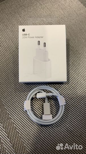 Зарядное устройство для iPhone USB-C 20W