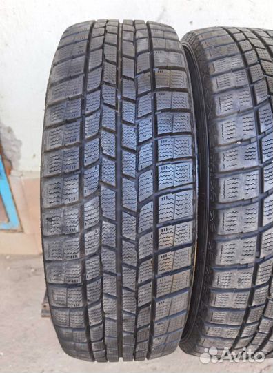 Goodyear Ice Navi 6 215/60 R17 97H