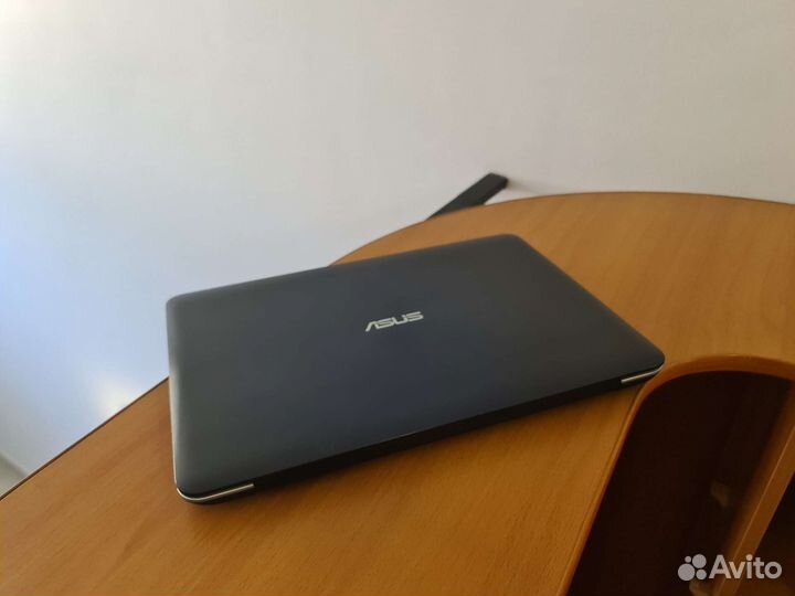 Ноутбук Core i7 7500U asus 15.6