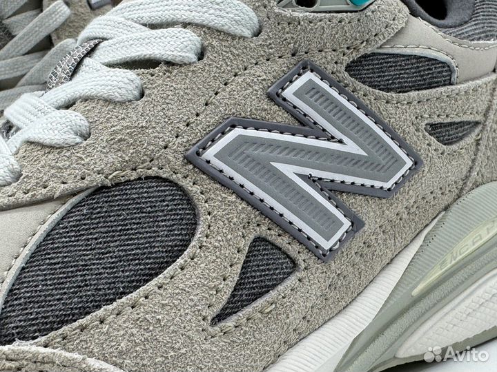 New Balance Levi's x 990v3 Made In USA