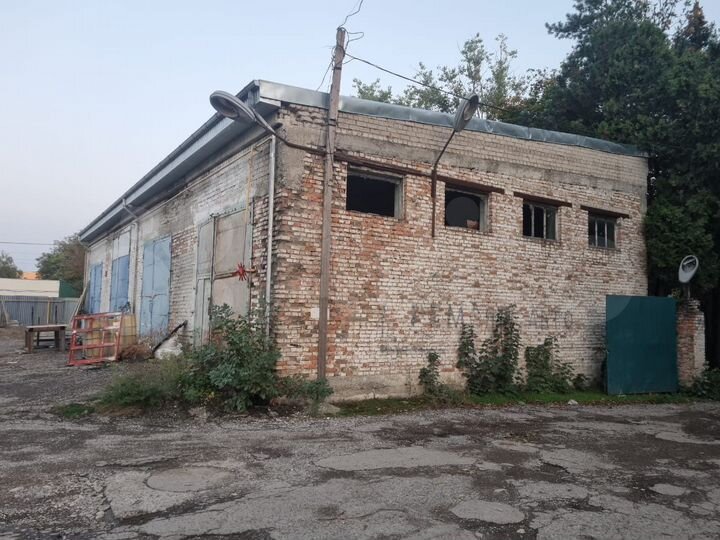 Свободного назначения, 2500 м²