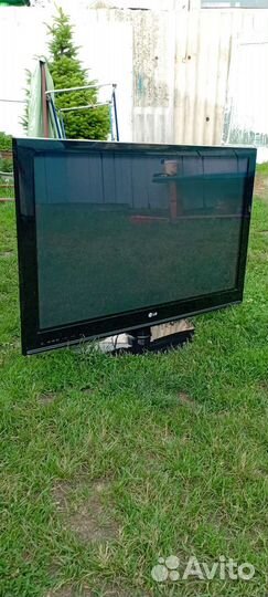 Плазменный телевизор LG