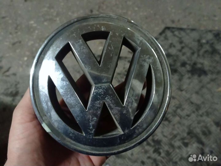 Эмблема volkswagen