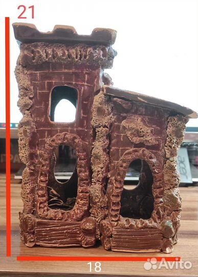 Замок для аквариума