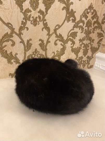 Женский норковый берет