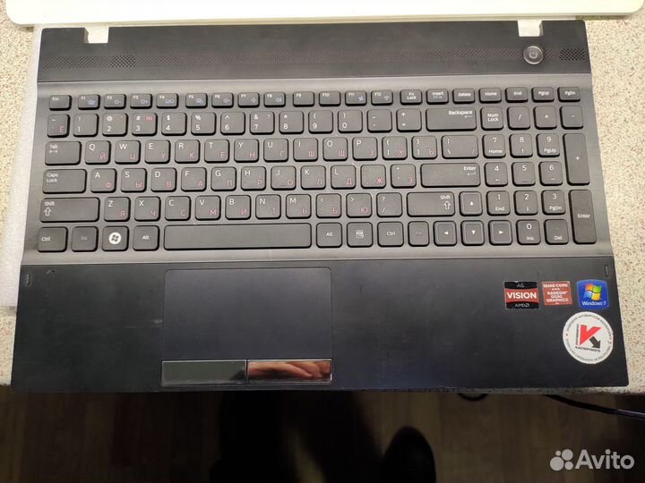 Топкейс Samsung NP305V5A