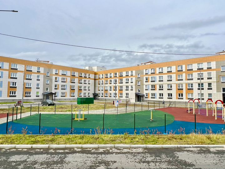 4-к. квартира, 78 м², 1/4 эт.