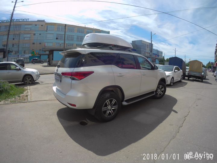 Багажник бокс на крышу Toyota Fortuner (2017)