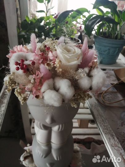 Композиция с сухоцветами