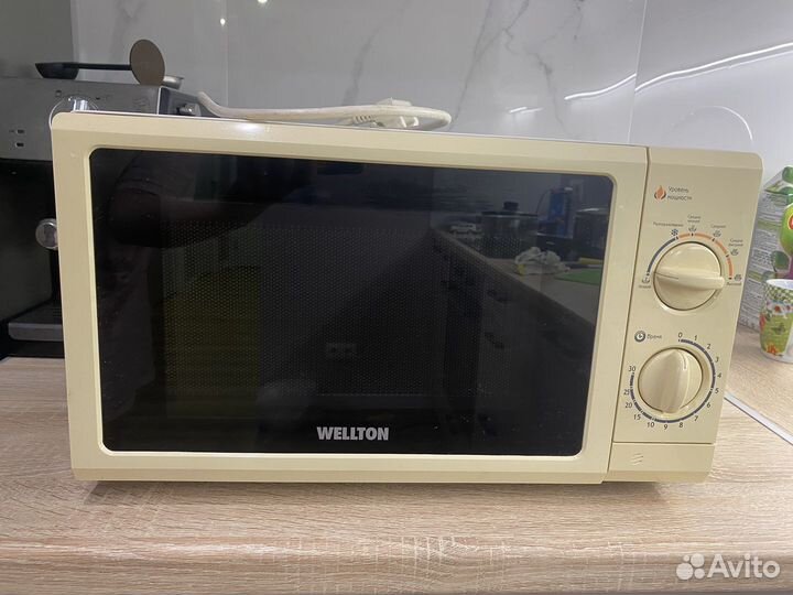 Микроволновая печь Wellton