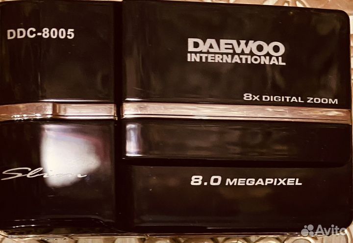 Компактный цифровой фотоаппарат