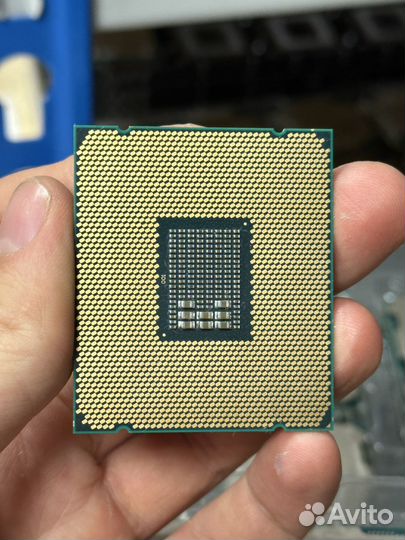 Intel Xeon E5-2690v4 LGA 2011-3 14/28 2,6-3,5 GHz