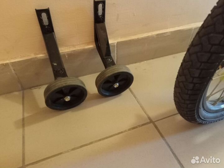 Детский велосипед 16