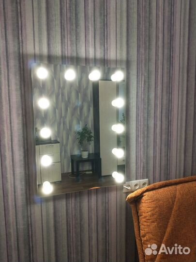 Безрамное гремерное зеркало с подсветкой