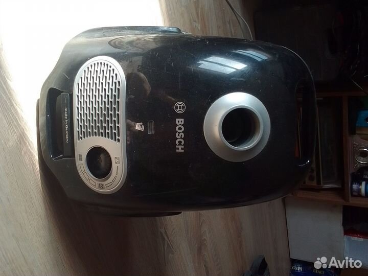 Пылесос Bosch bsgl2move6/09