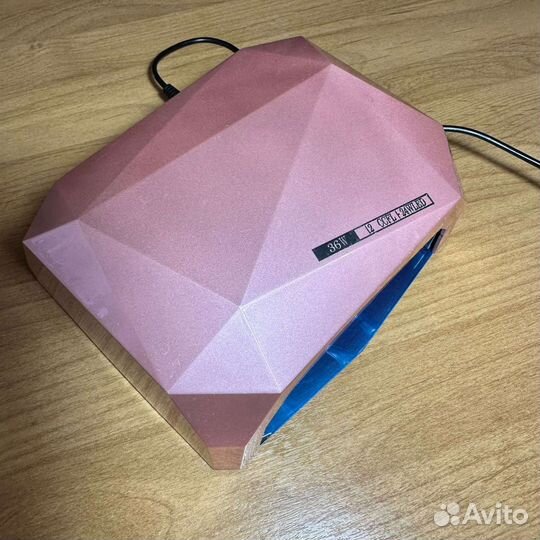 Лампа для маникюра