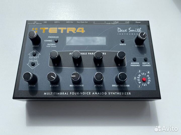 Аналоговый синтезатор DSI Tetra