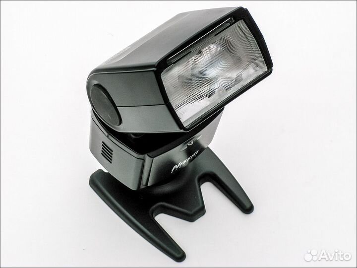 Вспышка Nissin Di-466 для Nikon (ведущее число 33)