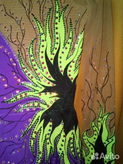 Купальник и предметы д/художественной гимнастики