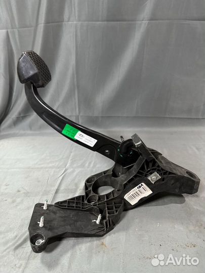 Педаль тормоза Omoda C5 2021