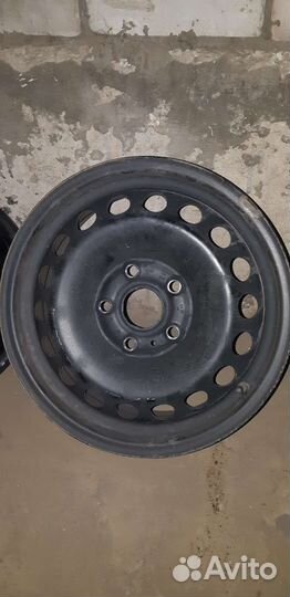 Диски штампованные VAG R15