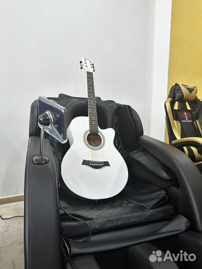 Акустическая гитара belucci