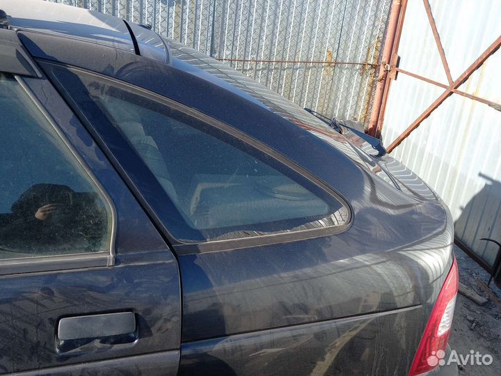 Форточка для Лада Приора хэтчбек Ваз 2172