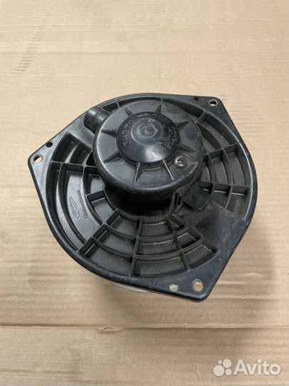 Моторчик печки салона Nissan Atlas