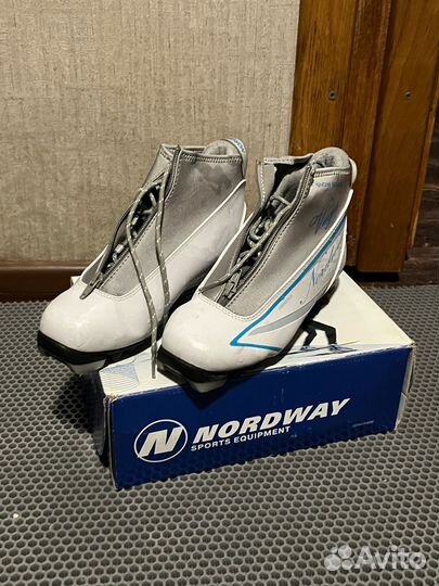 Лыжи детские с ботинками