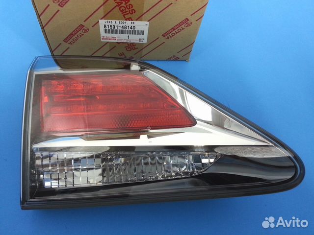 Фонарь задний в крышку багажника Lexus RX 270