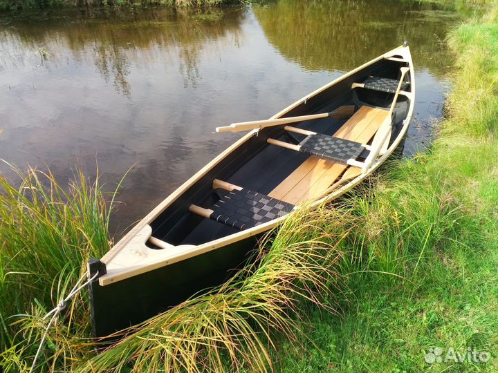 Каноэ. Гребная лодка