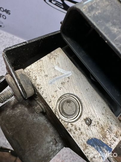 Блок ABS Renault Logan 2 K7M 2015