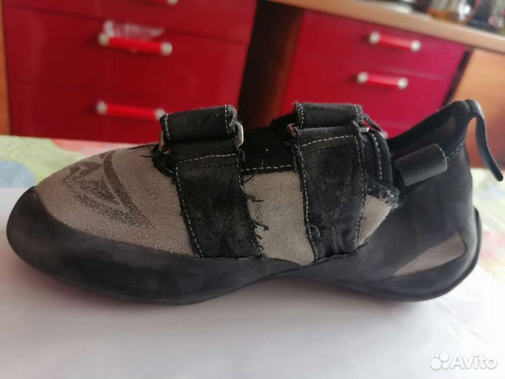 Скальные туфли Mad rock