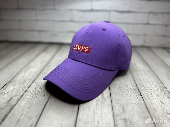 Кепка levis